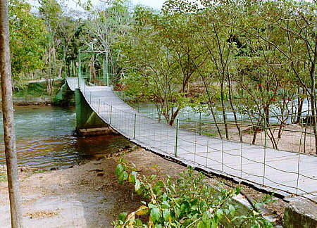 ptpens2.jpg (57331 bytes)